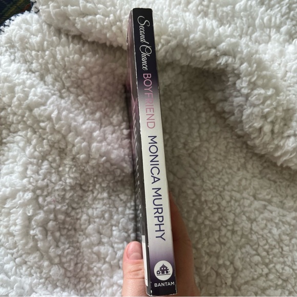 📚 4/25$ 📚 monica murphy romance book - Picture 3 of 7